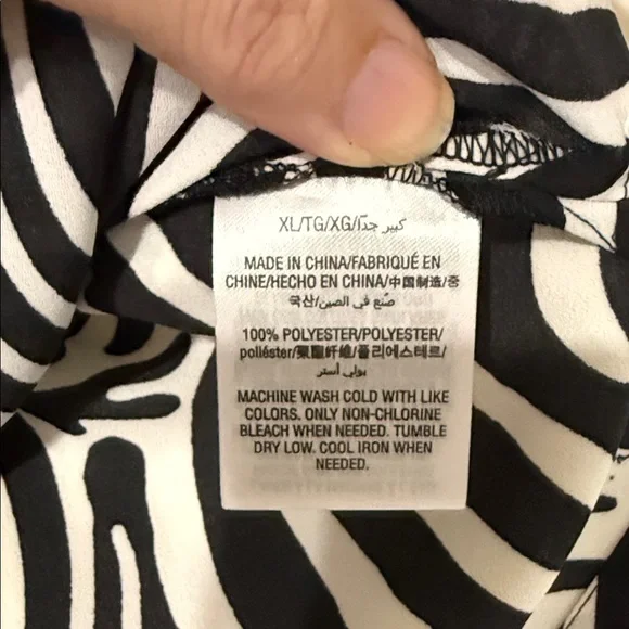 Trina Turk x INC XL 14/16 Zebra Print Dressy Top with Rainbow Cuffs NEW - Picture 6 of 11